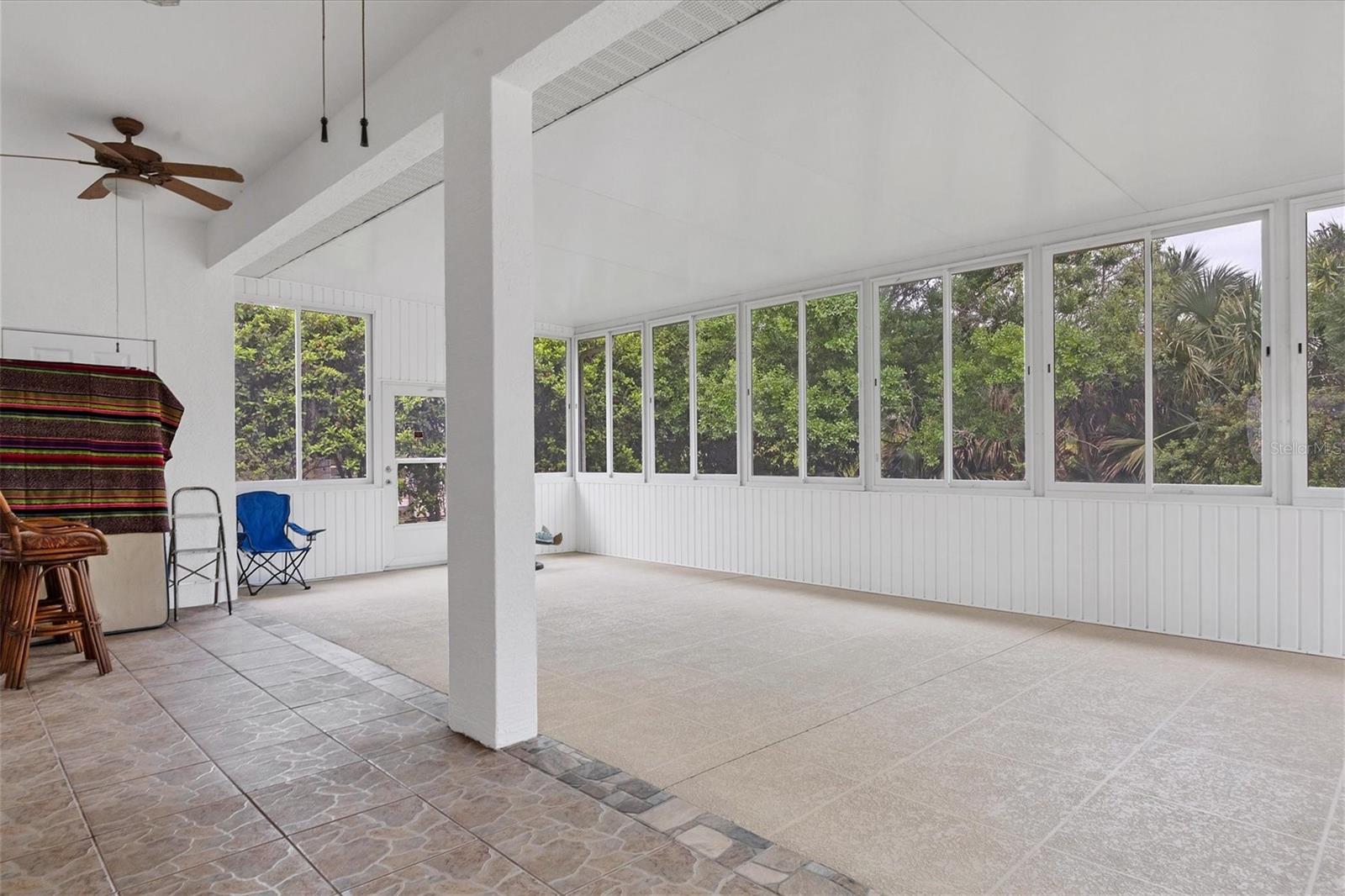 12108 HERNANDO RD