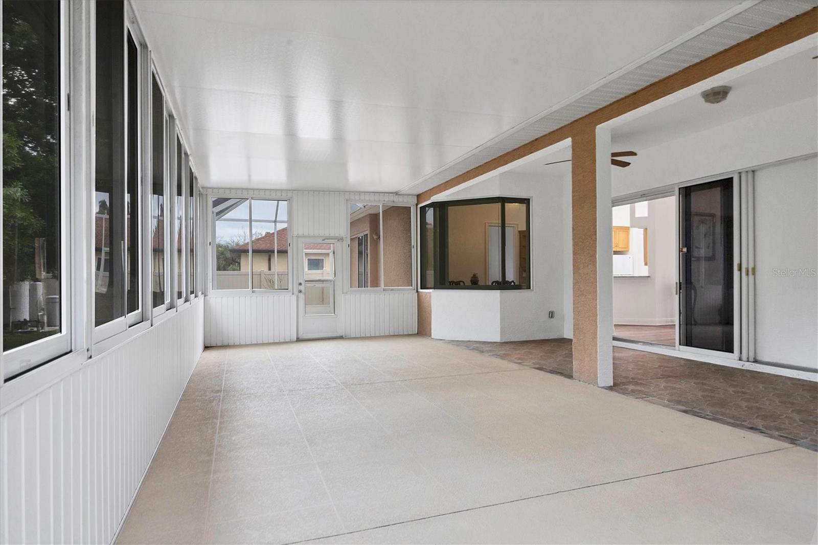 12108 HERNANDO RD