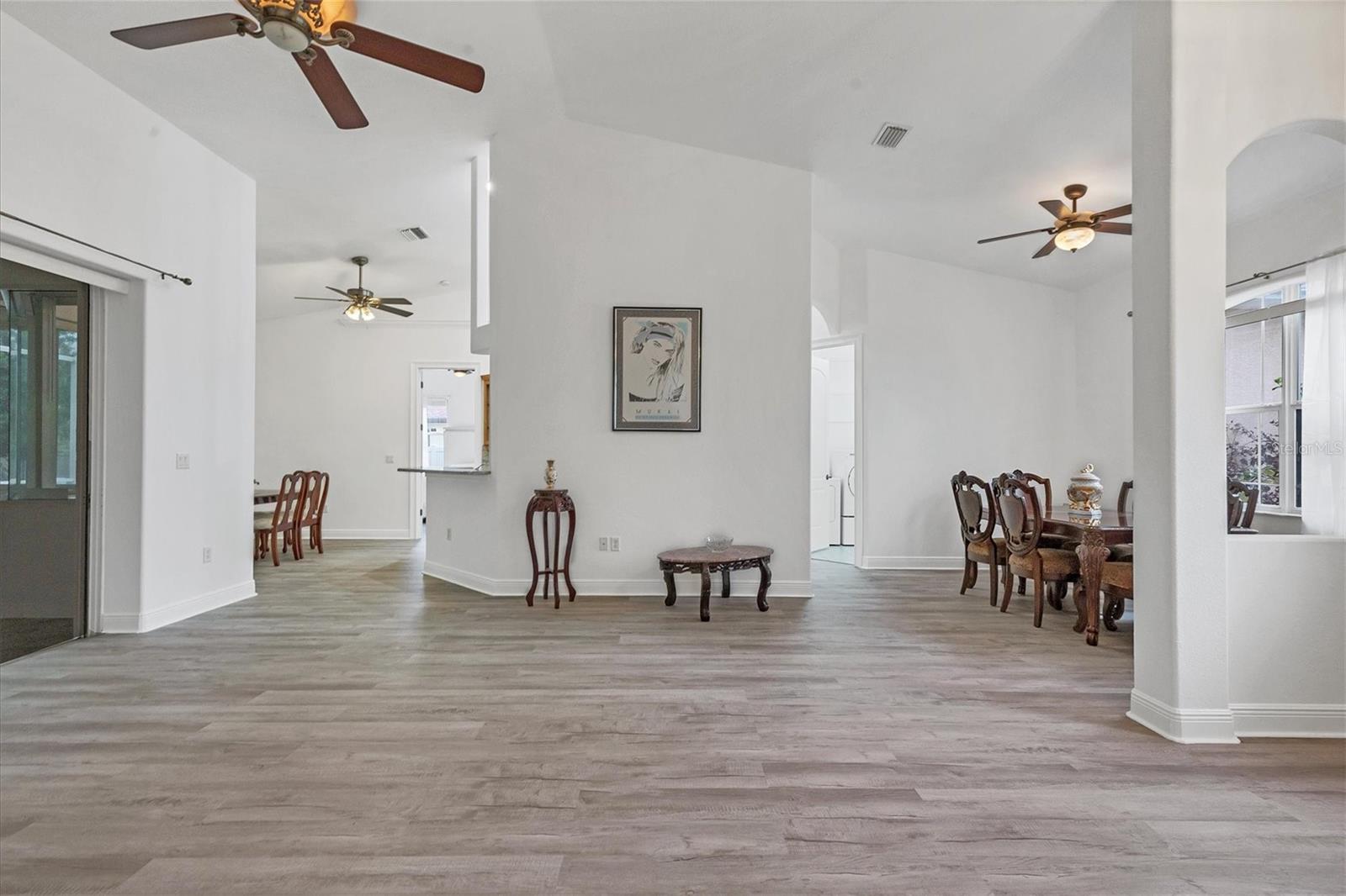 12108 HERNANDO RD