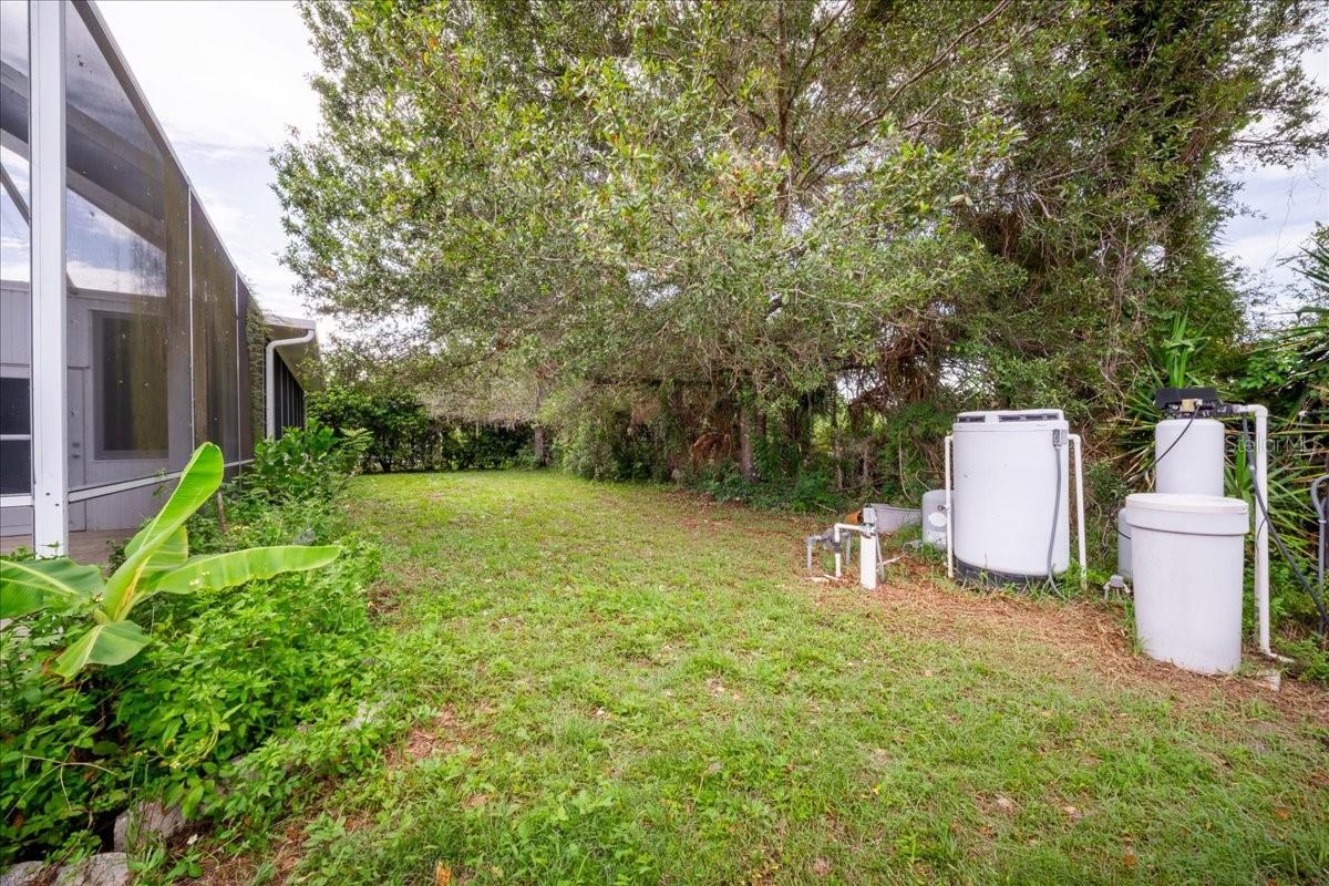 12108 HERNANDO RD