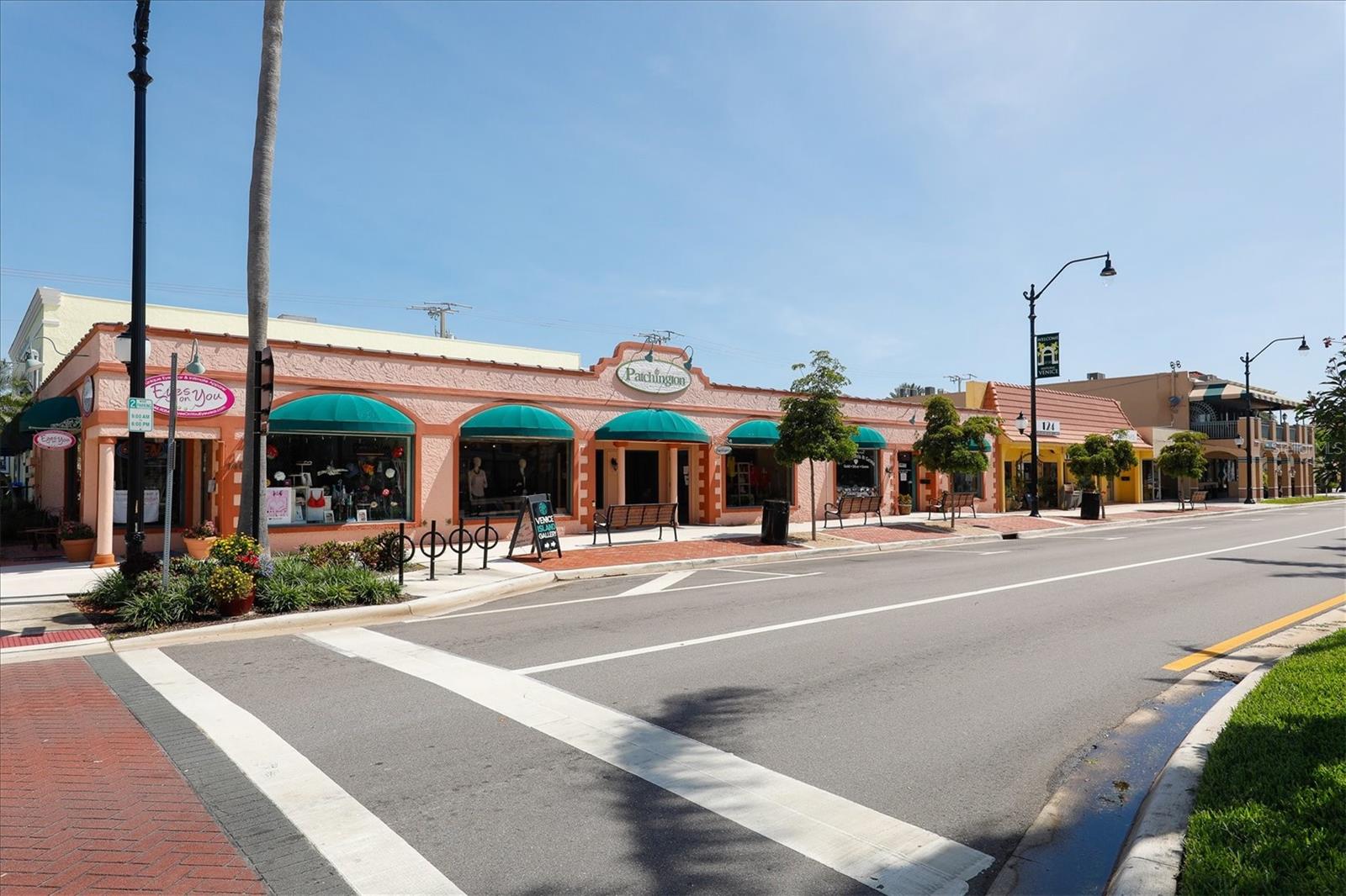 101 AVENIDA DE BAHIA