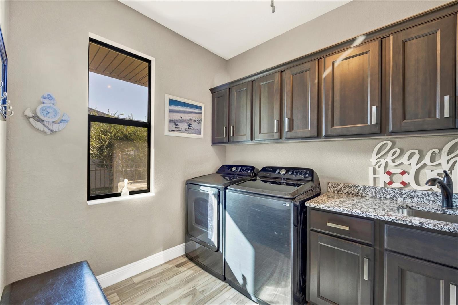 10075 KANSAS CITY ST