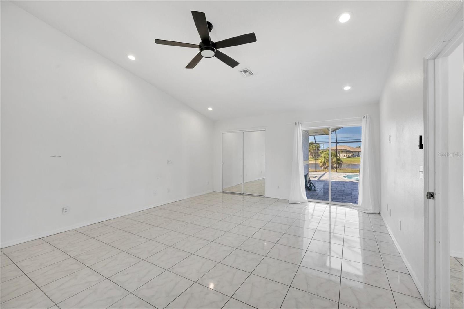 337 BOUNDARY BLVD #A,B & C