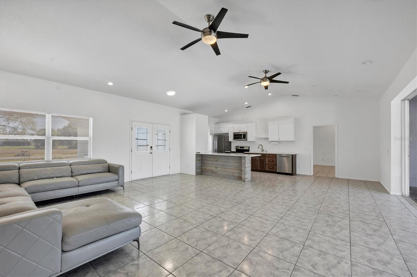 337 BOUNDARY BLVD #A,B & C