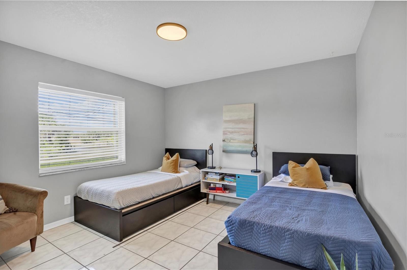 337 BOUNDARY BLVD #A,B & C