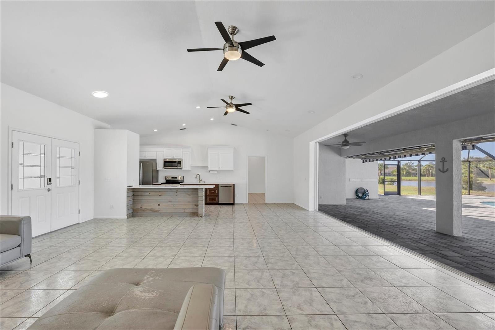 337 BOUNDARY BLVD #A,B & C