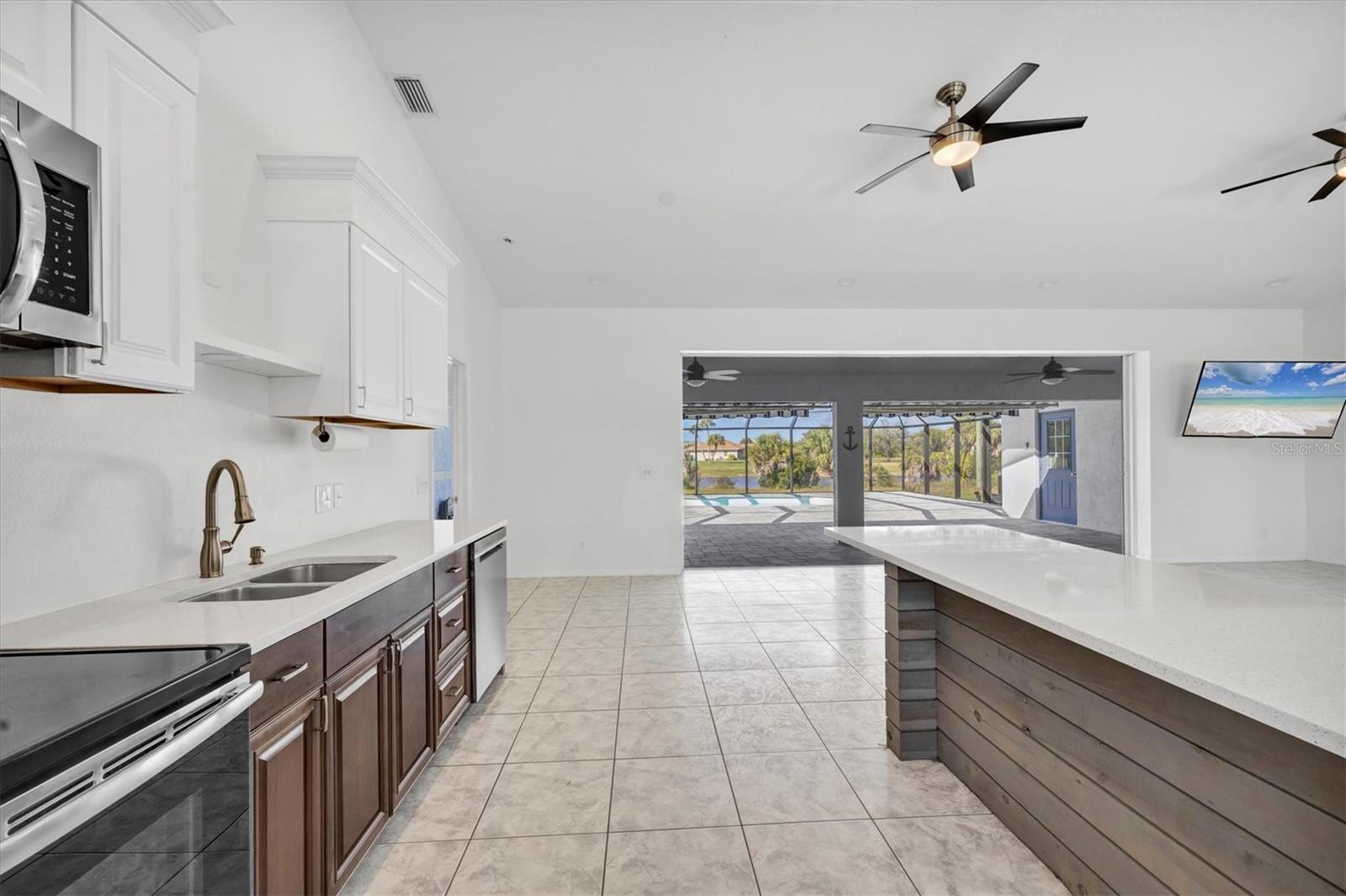 337 BOUNDARY BLVD #A,B & C