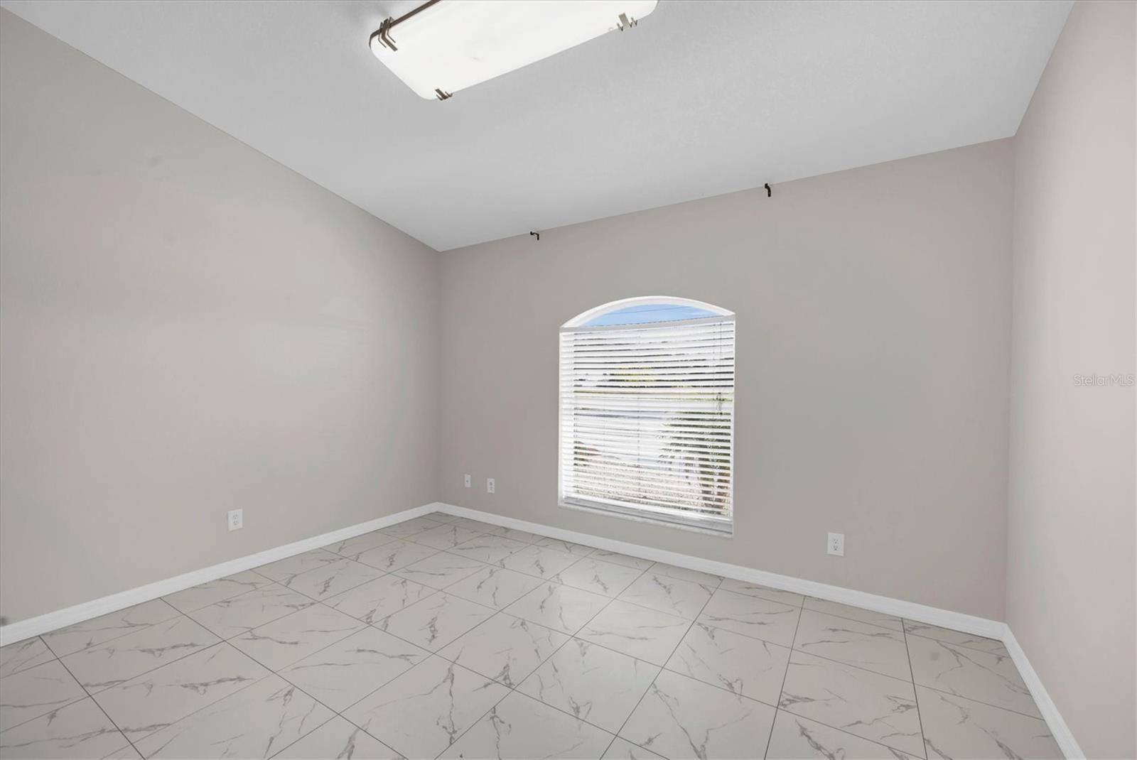 337 BOUNDARY BLVD #A,B & C