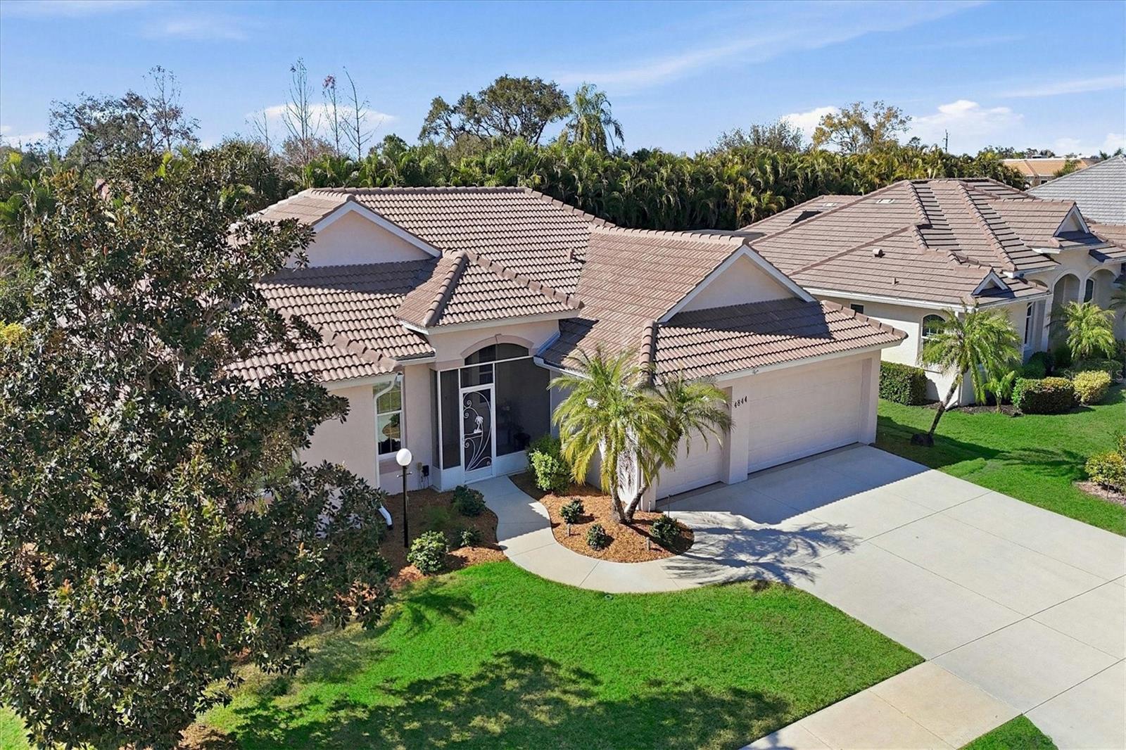 4844 THREE OAKS BLVD