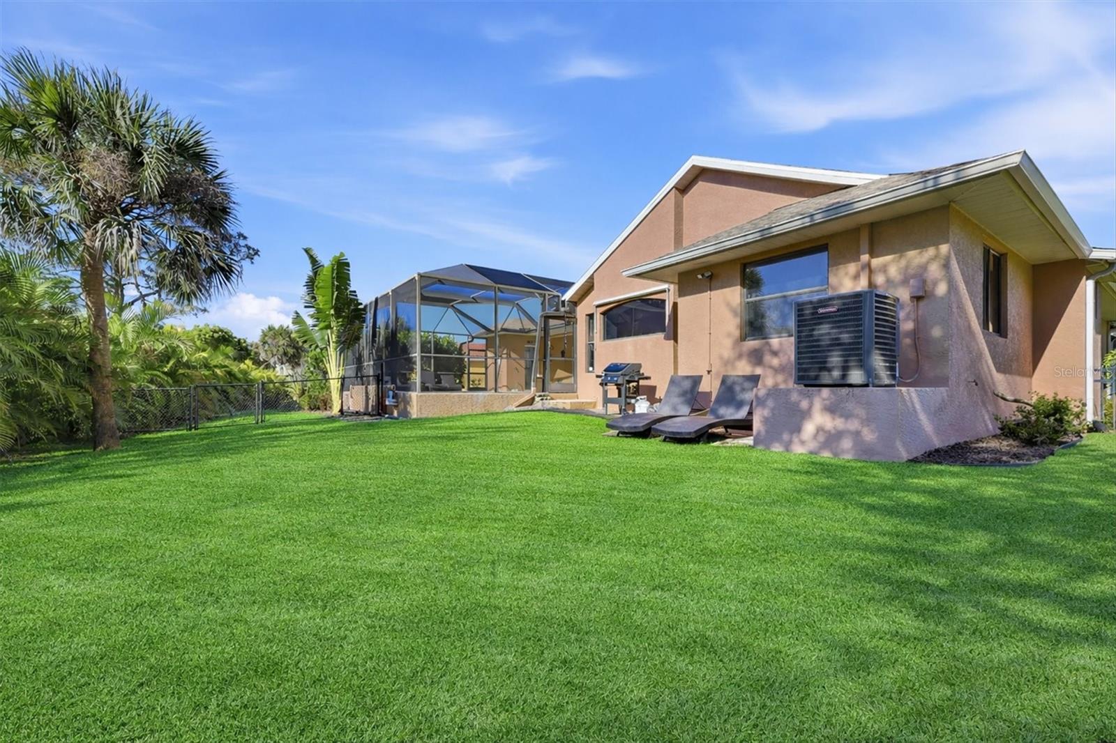 1710 PARKER DR