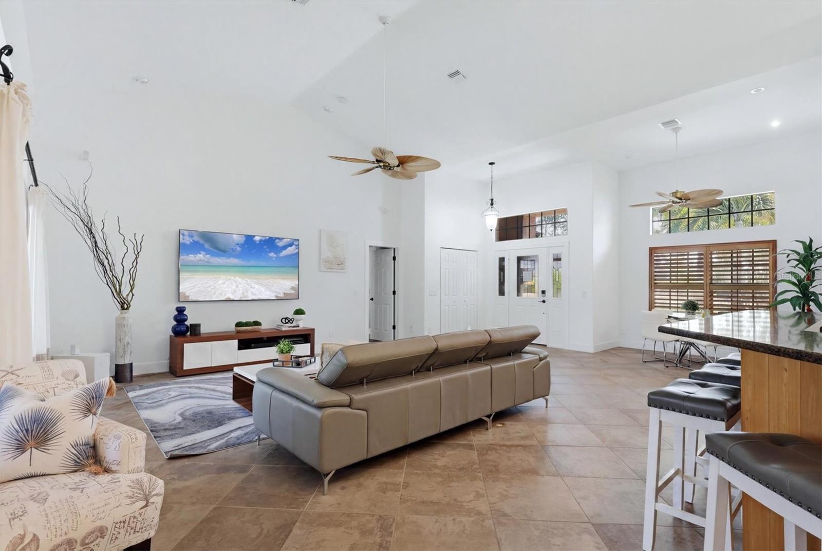 1710 PARKER DR