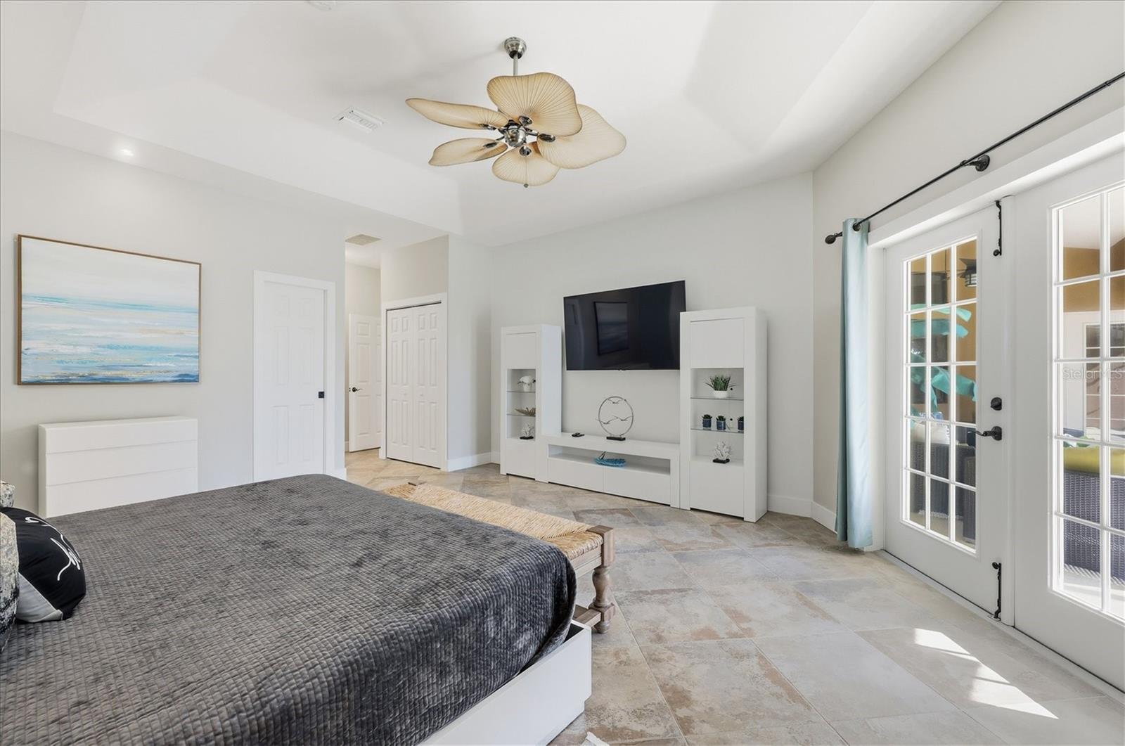 1710 PARKER DR