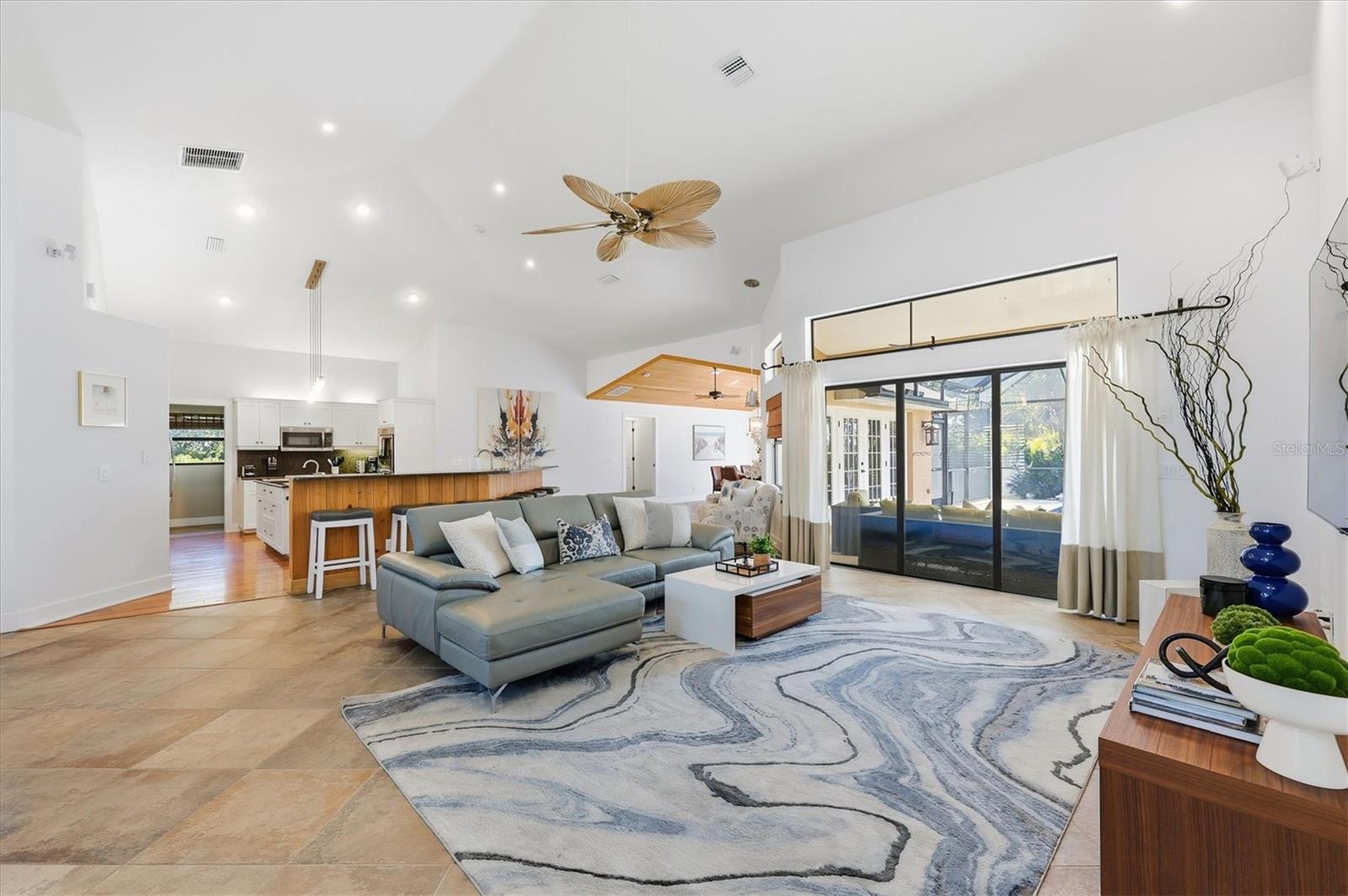 1710 PARKER DR