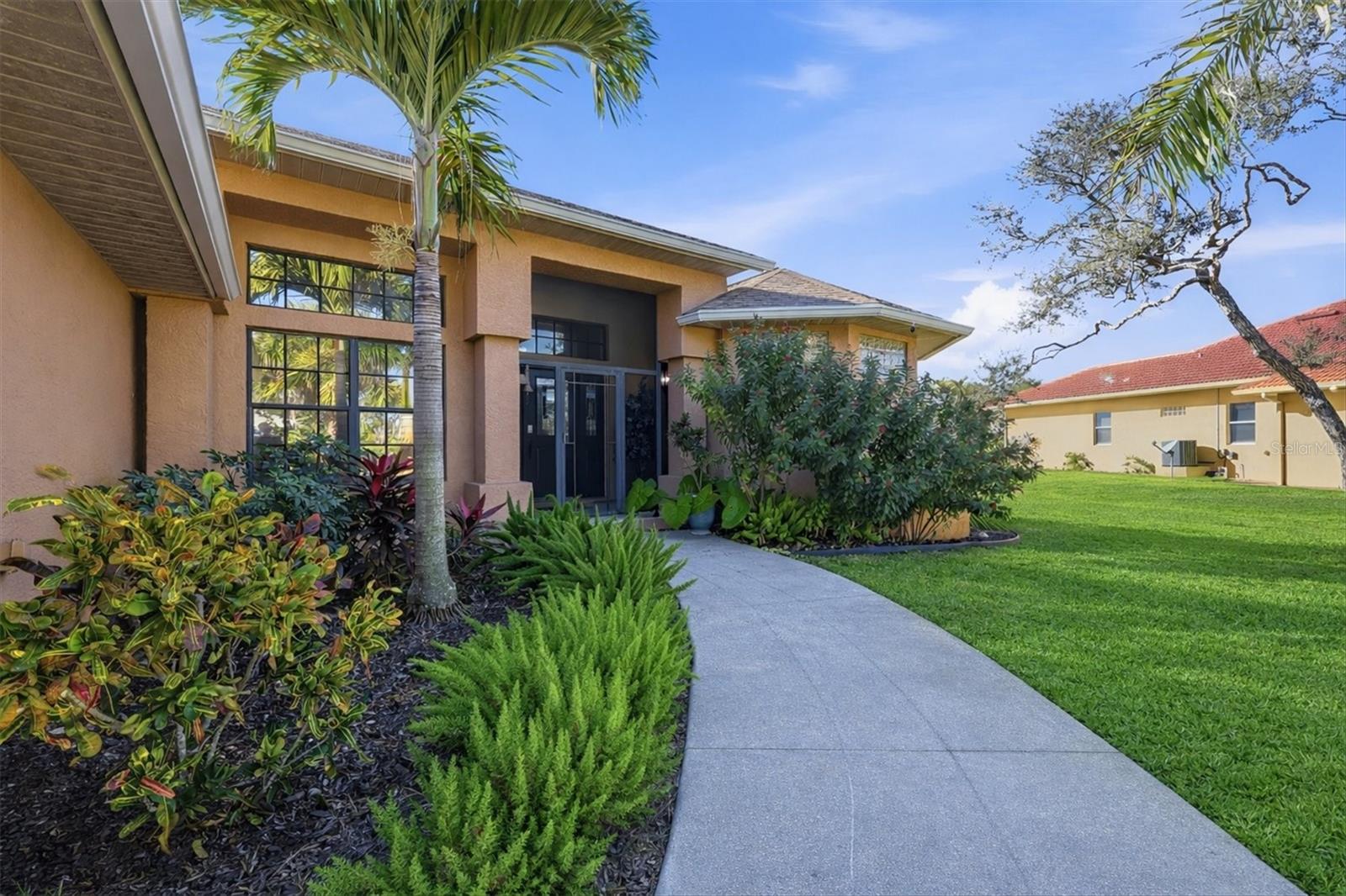 1710 PARKER DR