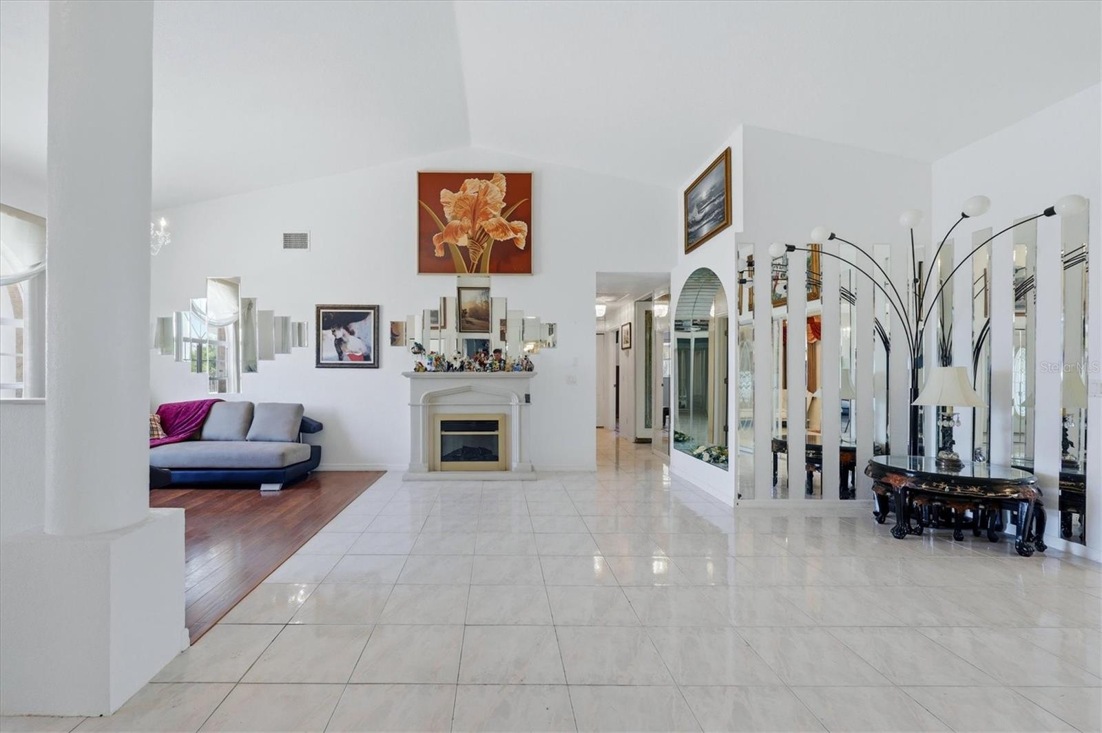126 ORTIZ BLVD
