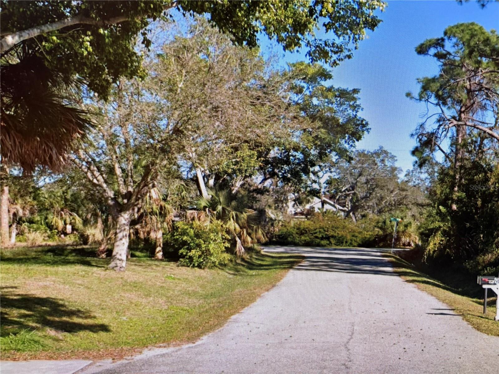 LOTS 19413 19414 & 19415 GULL RD