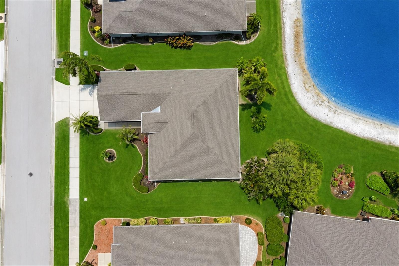 445 TOMOKA DR
