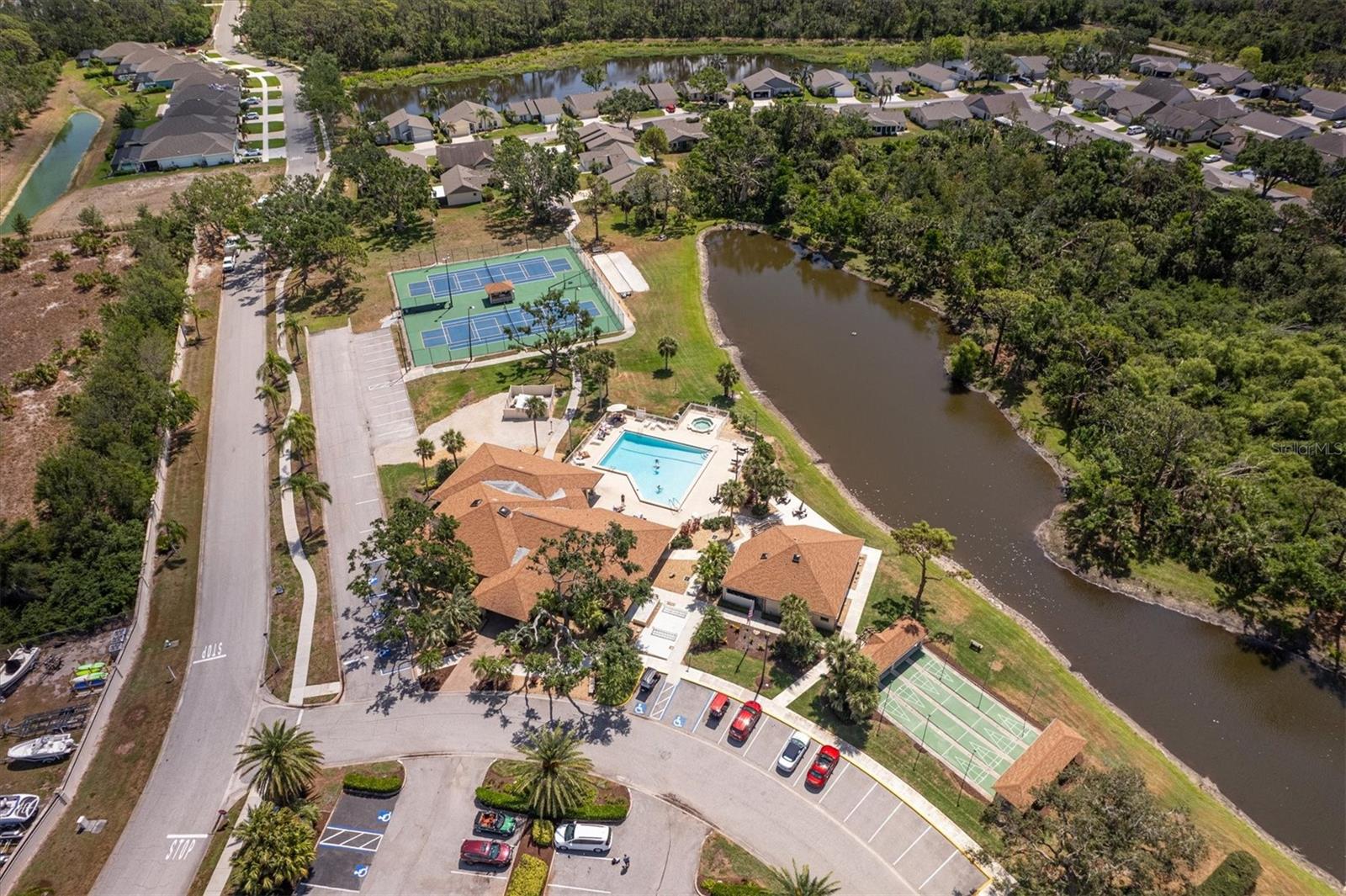 445 TOMOKA DR
