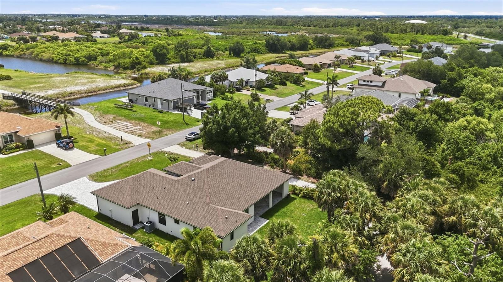 166 MEDALIST RD