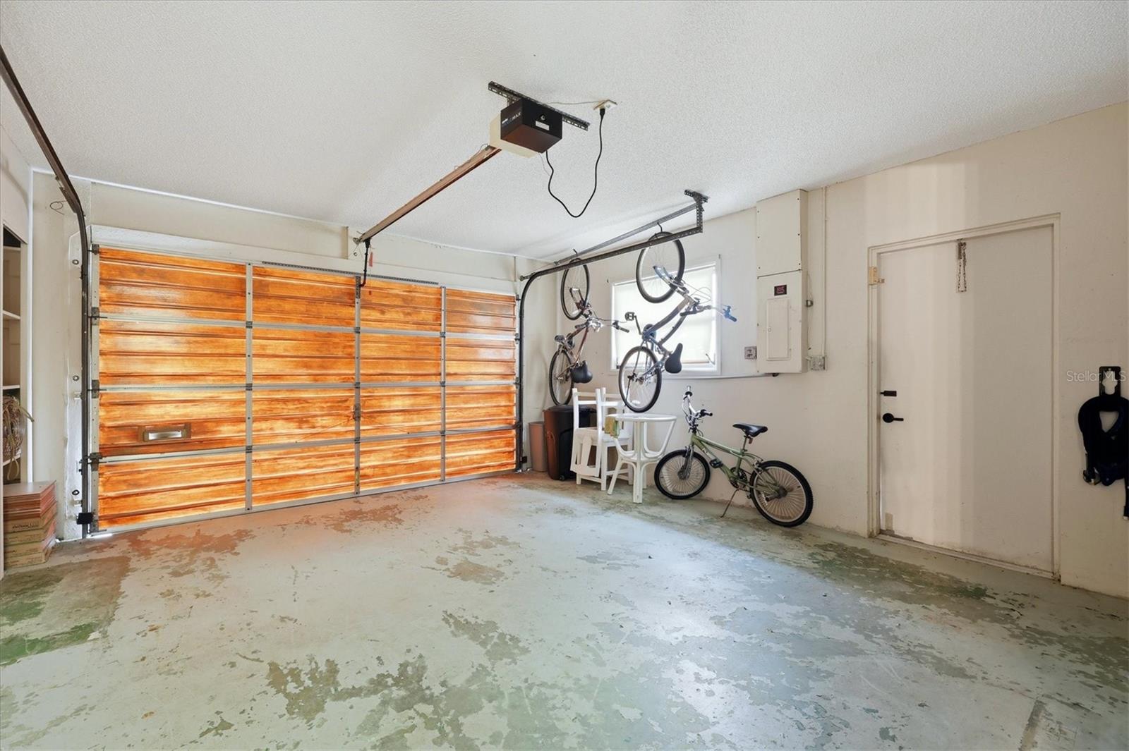 320 SAN RAFAEL AVE