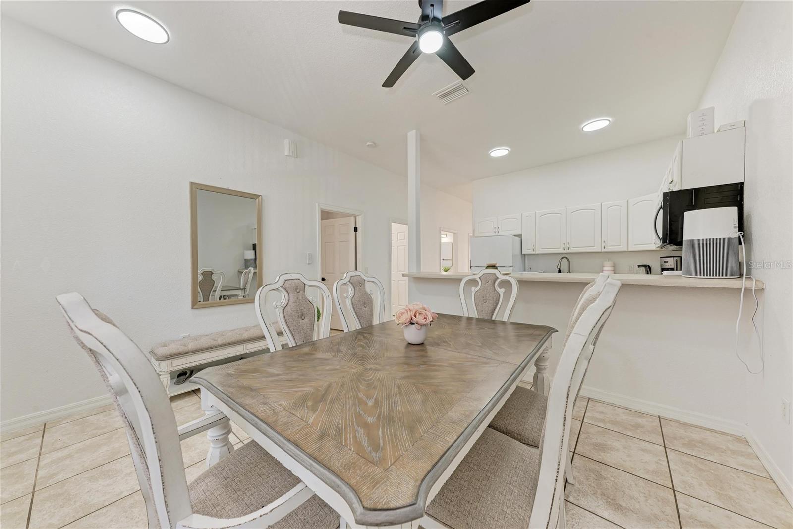 12113 CAPILLA LN