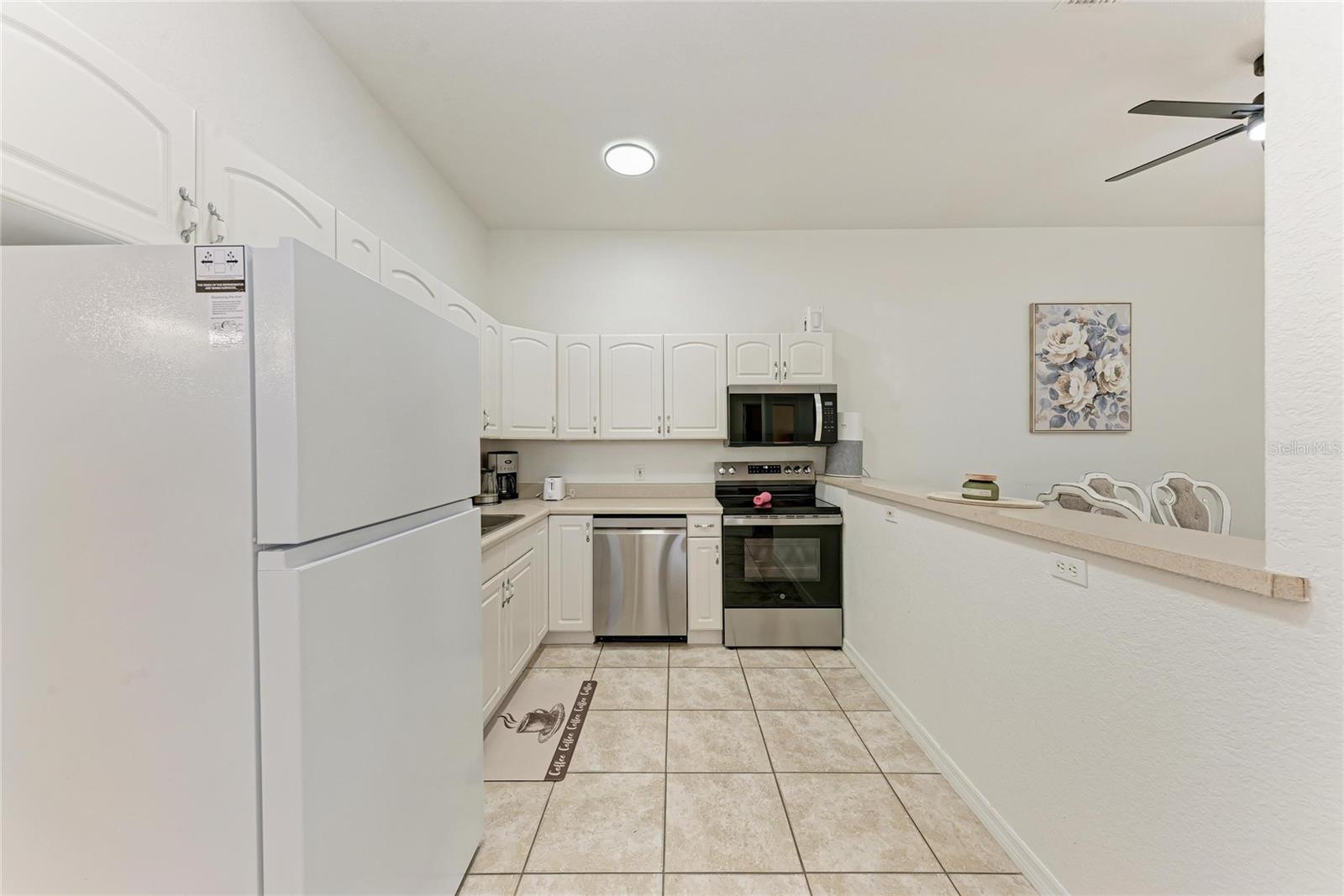 12113 CAPILLA LN