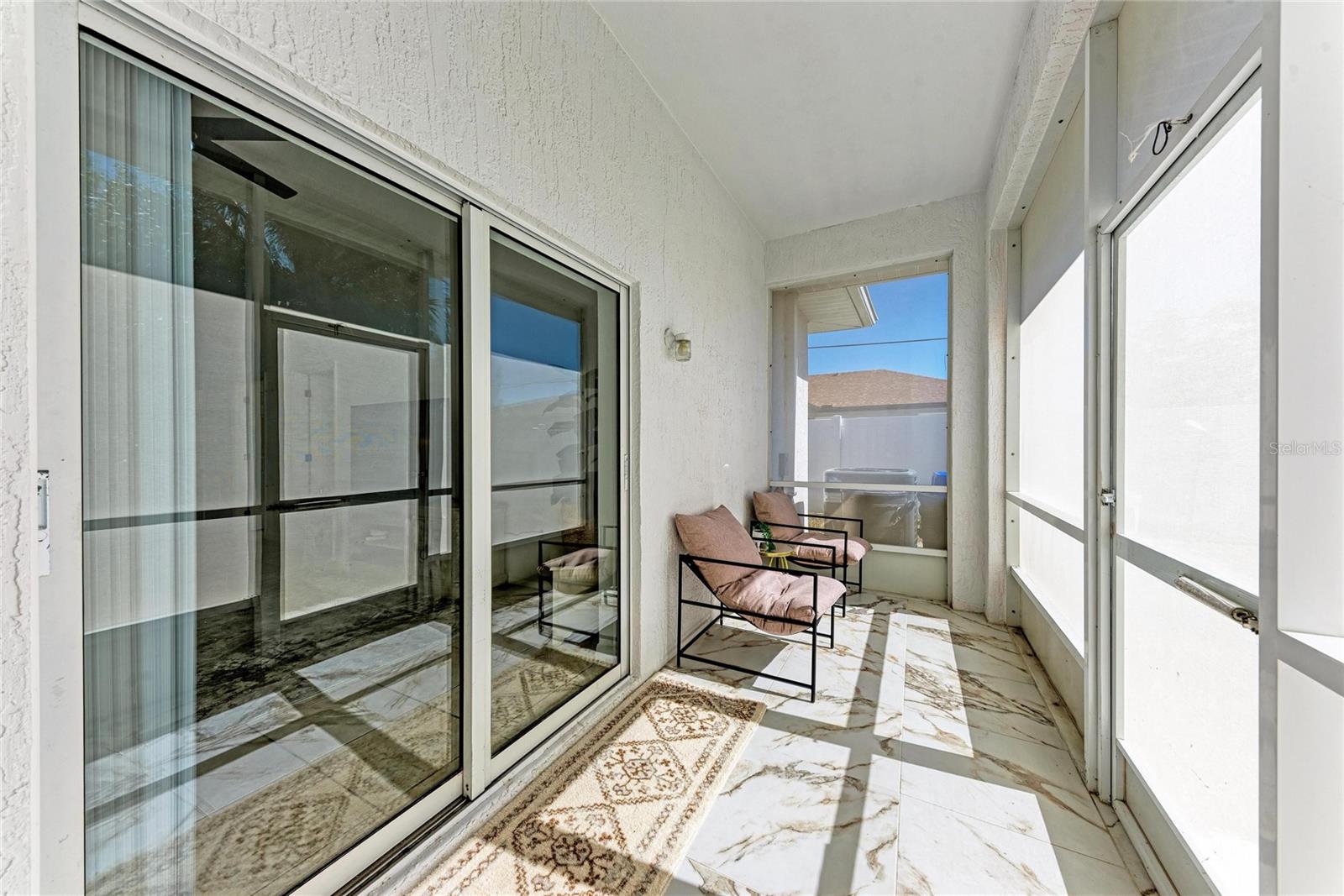 12113 CAPILLA LN