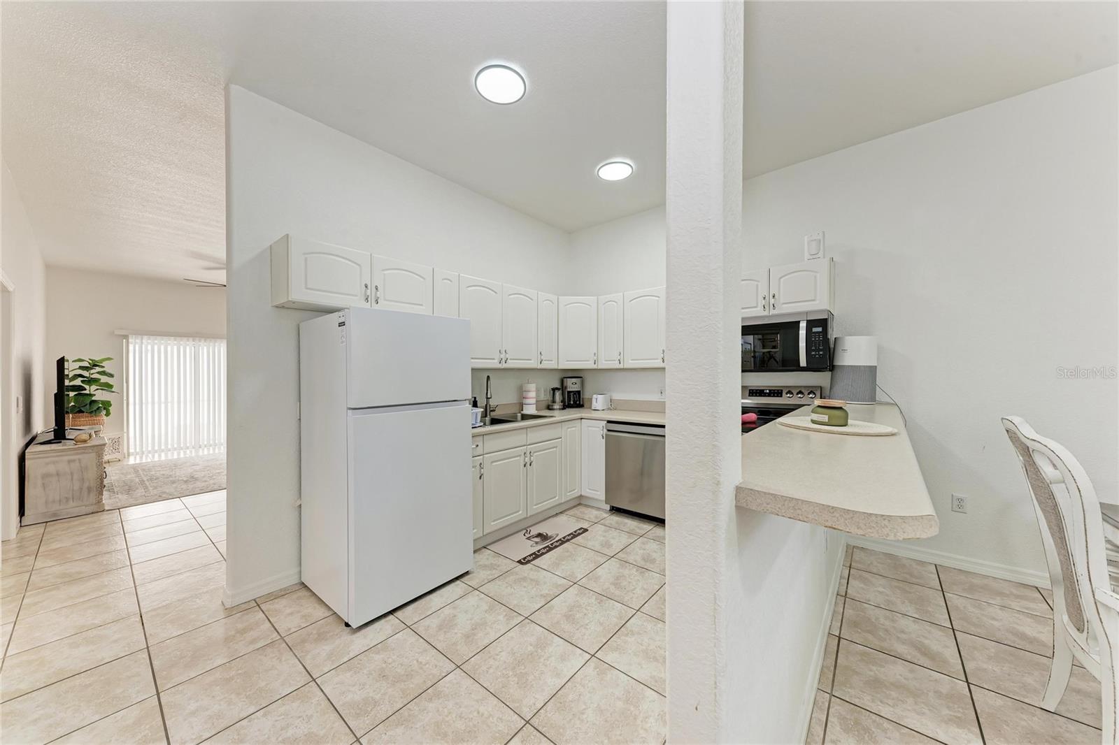 12113 CAPILLA LN
