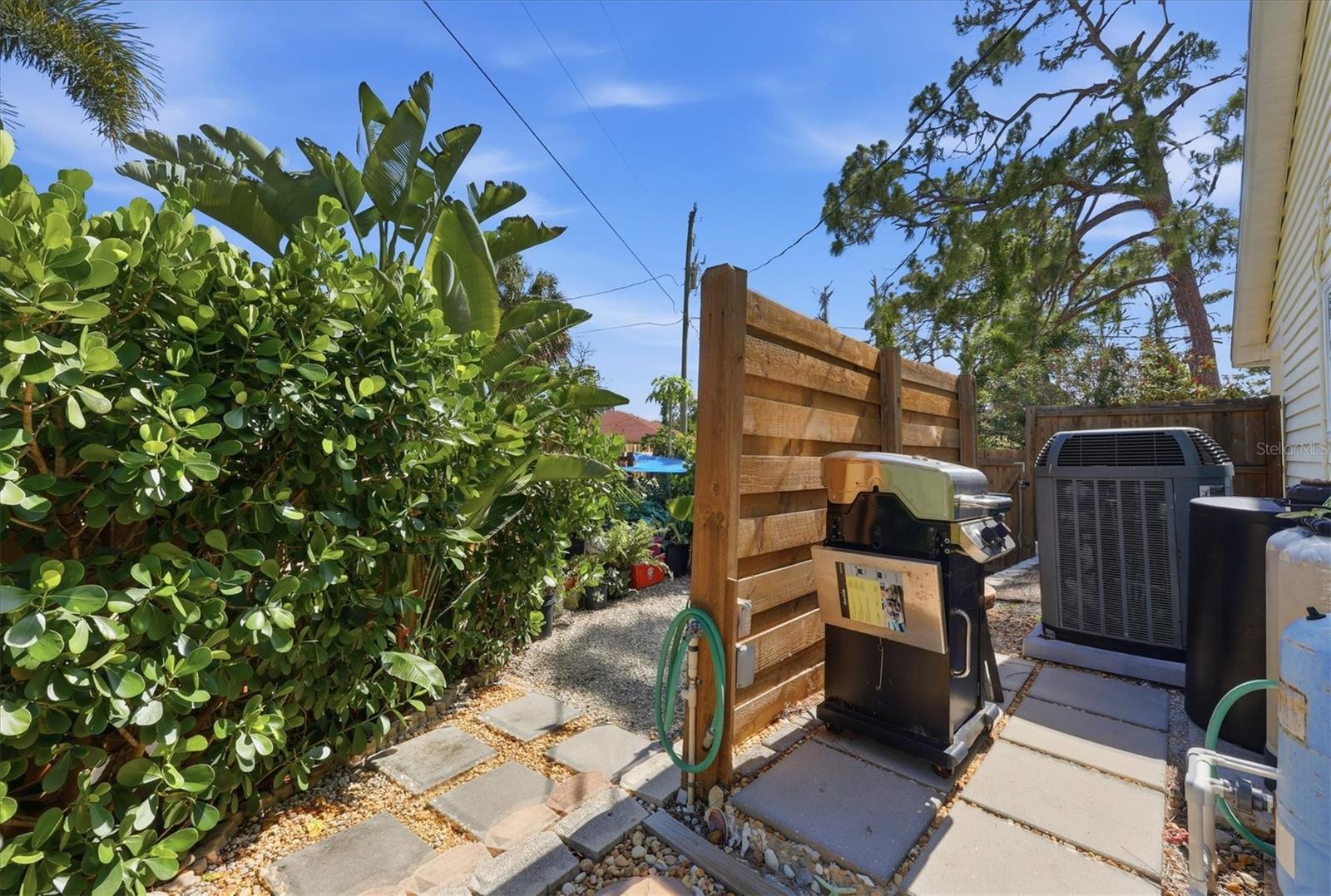 4821 EGRET RD