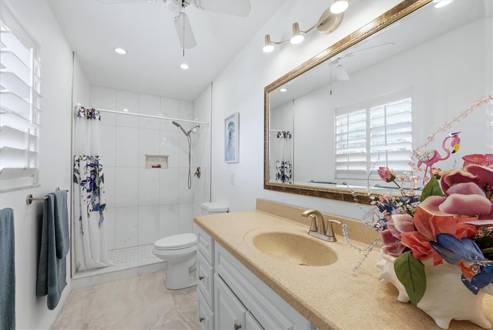 4821 EGRET RD