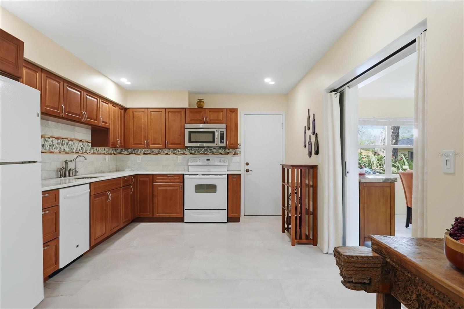 4821 EGRET RD