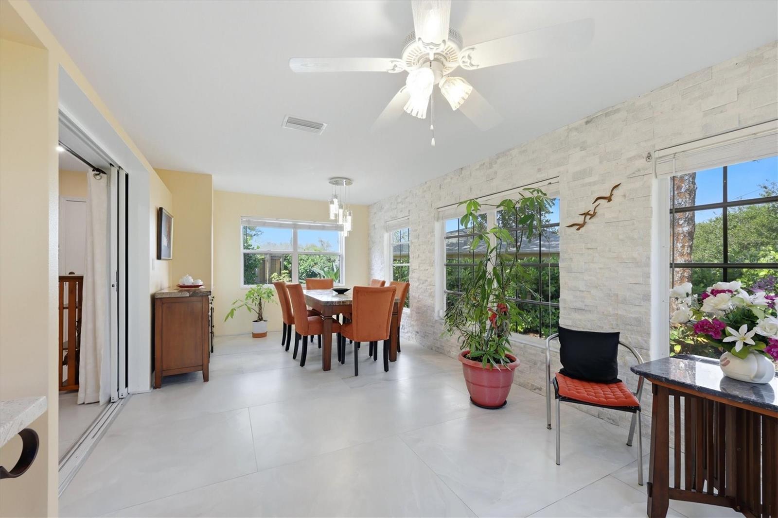 4821 EGRET RD