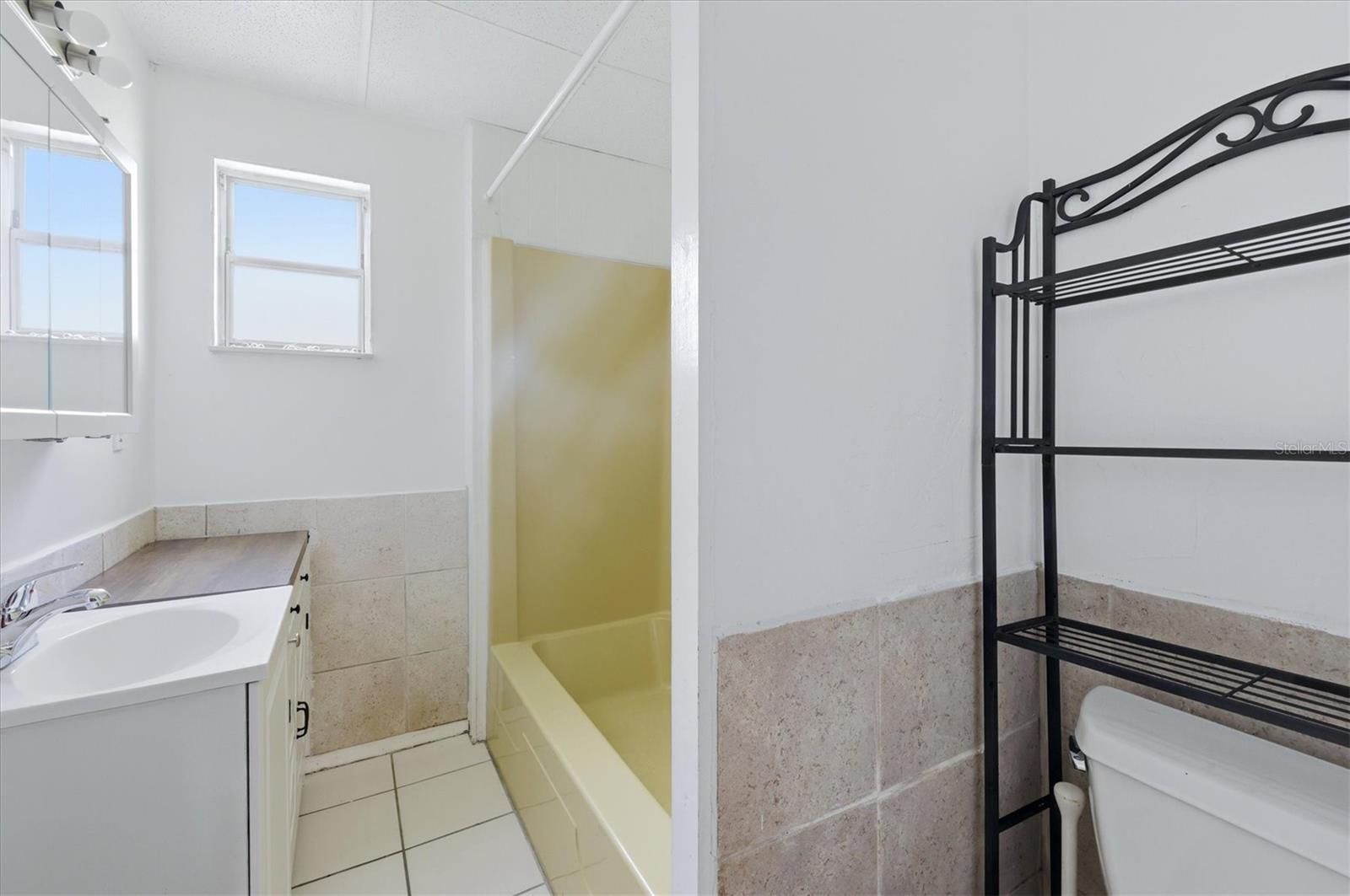 200 ORDUNA DR