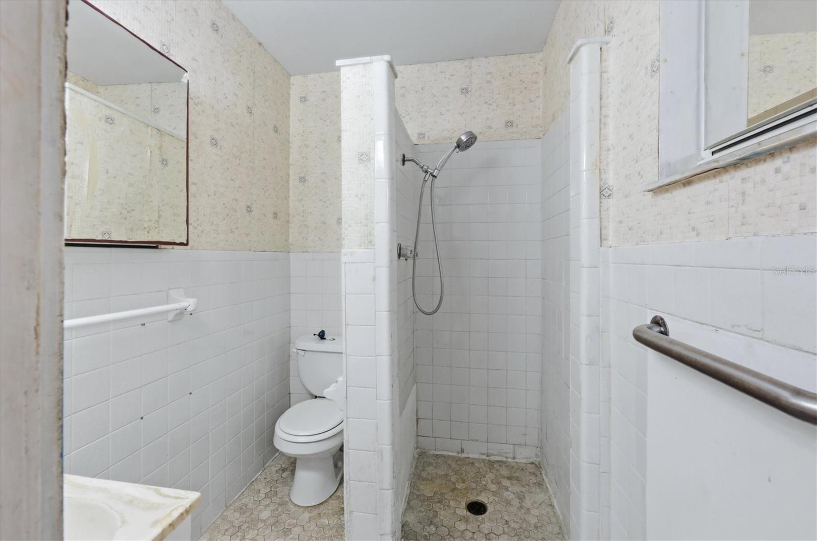 200 ORDUNA DR
