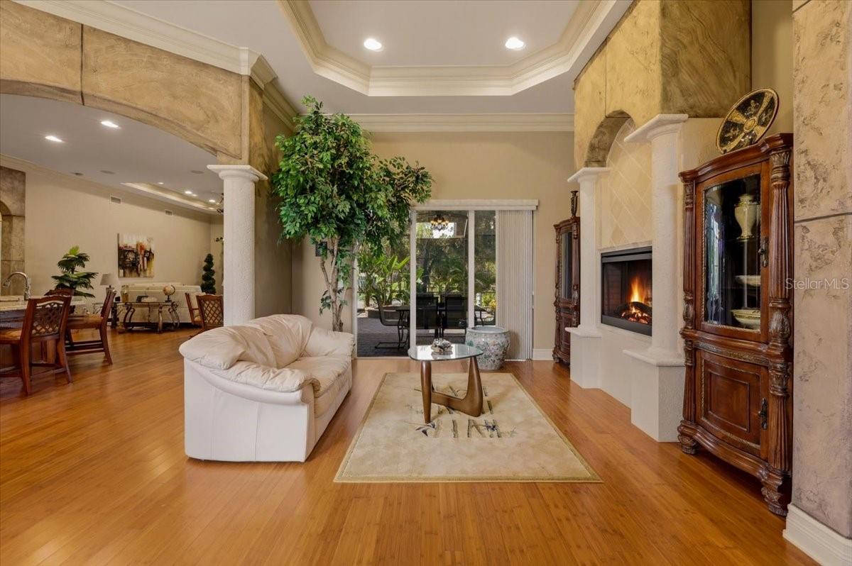 3257 WENONA DR
