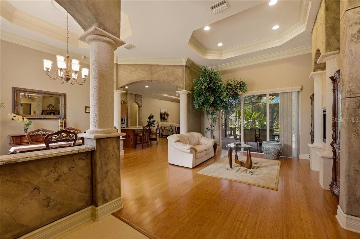 3257 WENONA DR