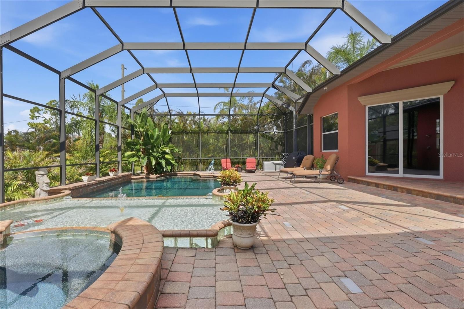 3257 WENONA DR