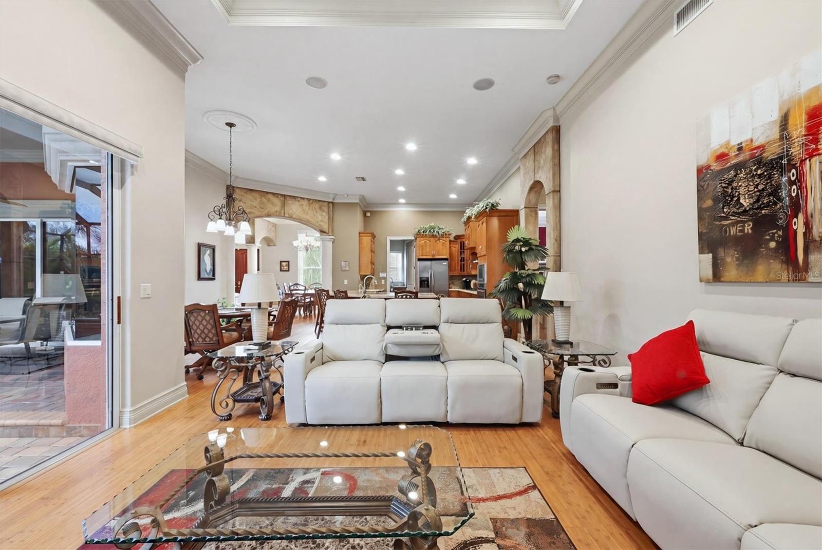 3257 WENONA DR