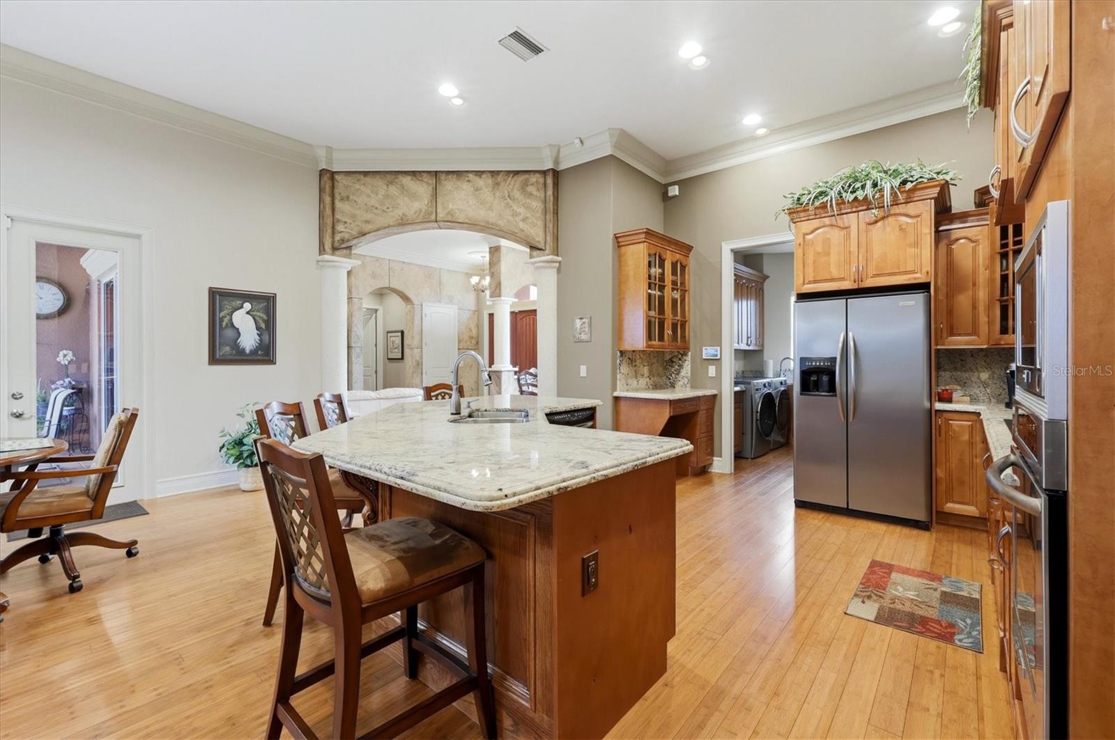 3257 WENONA DR