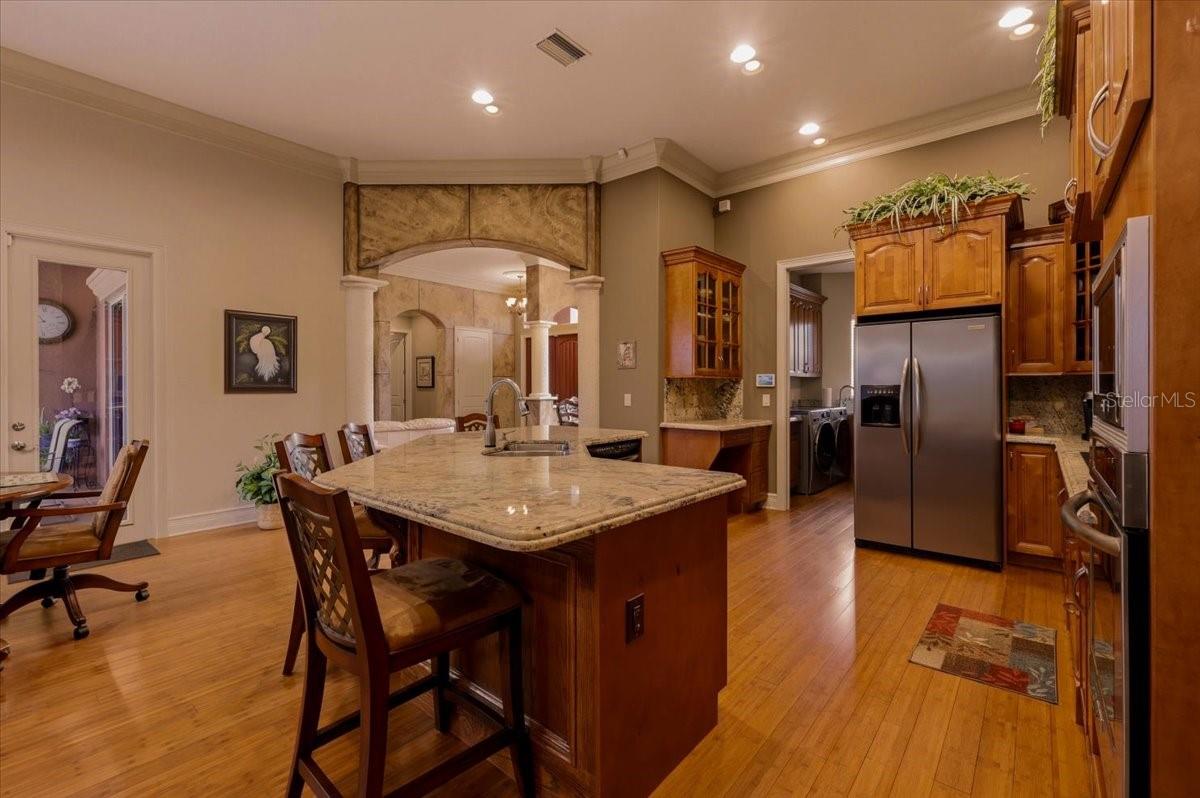 3257 WENONA DR