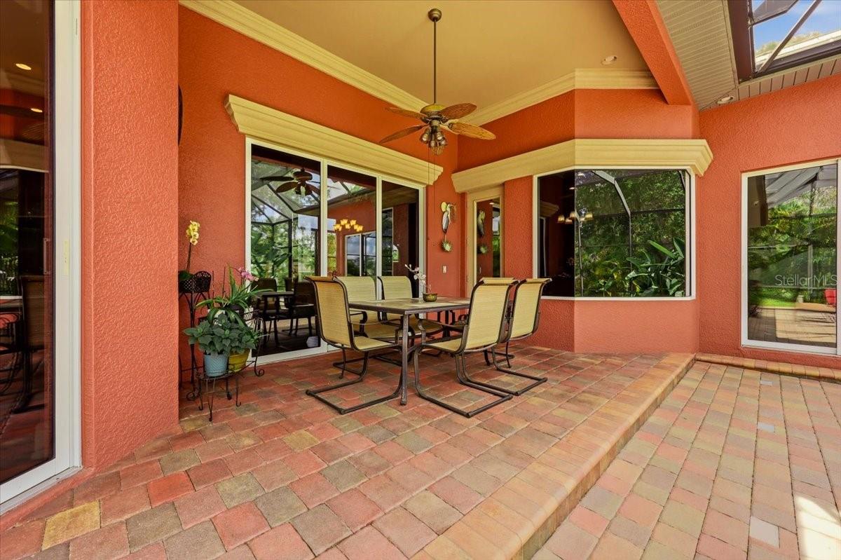 3257 WENONA DR