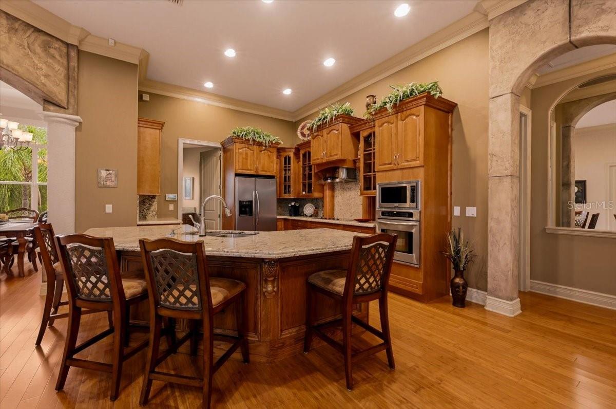 3257 WENONA DR