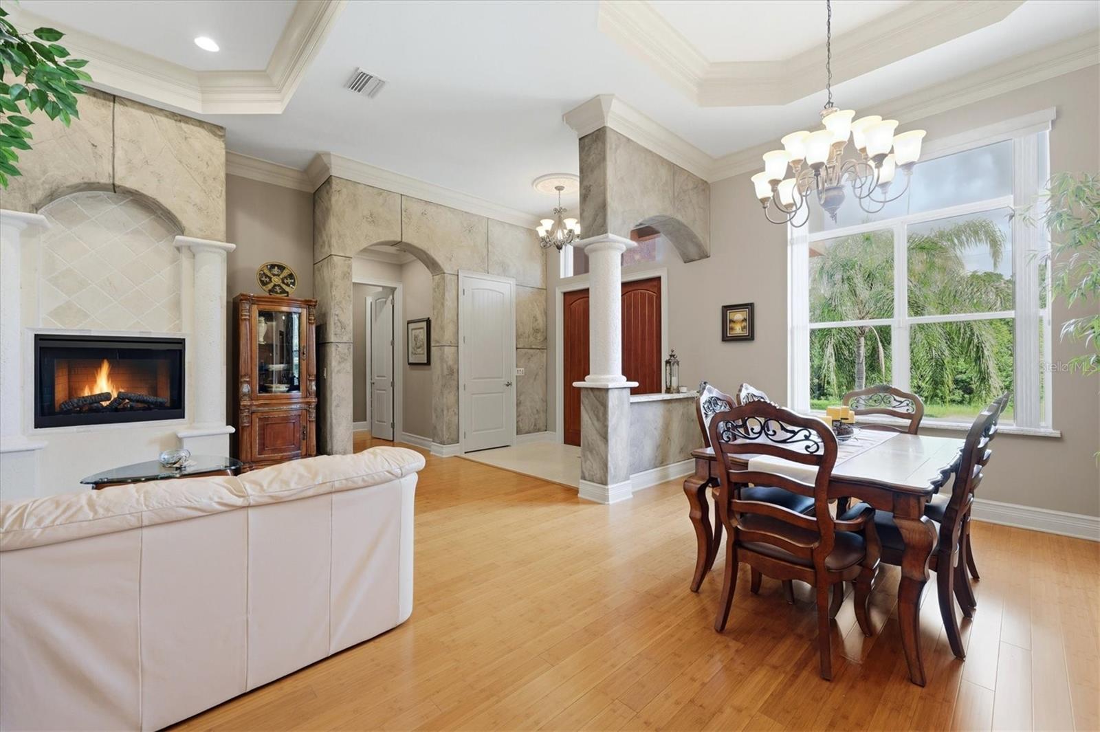 3257 WENONA DR