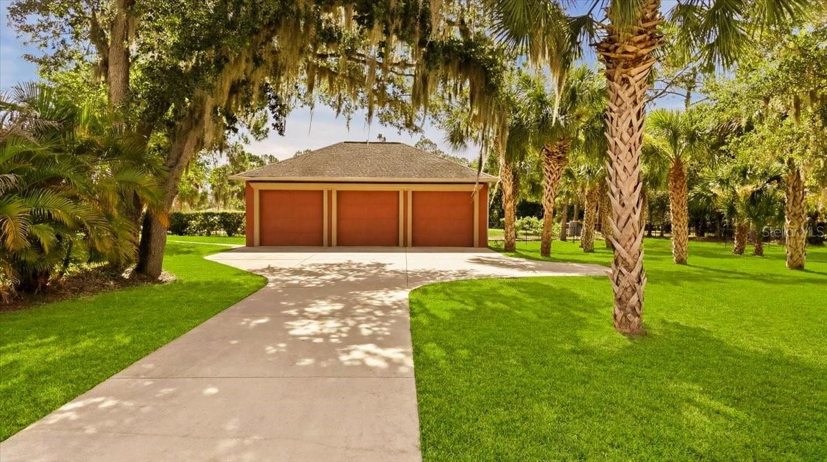 3257 WENONA DR