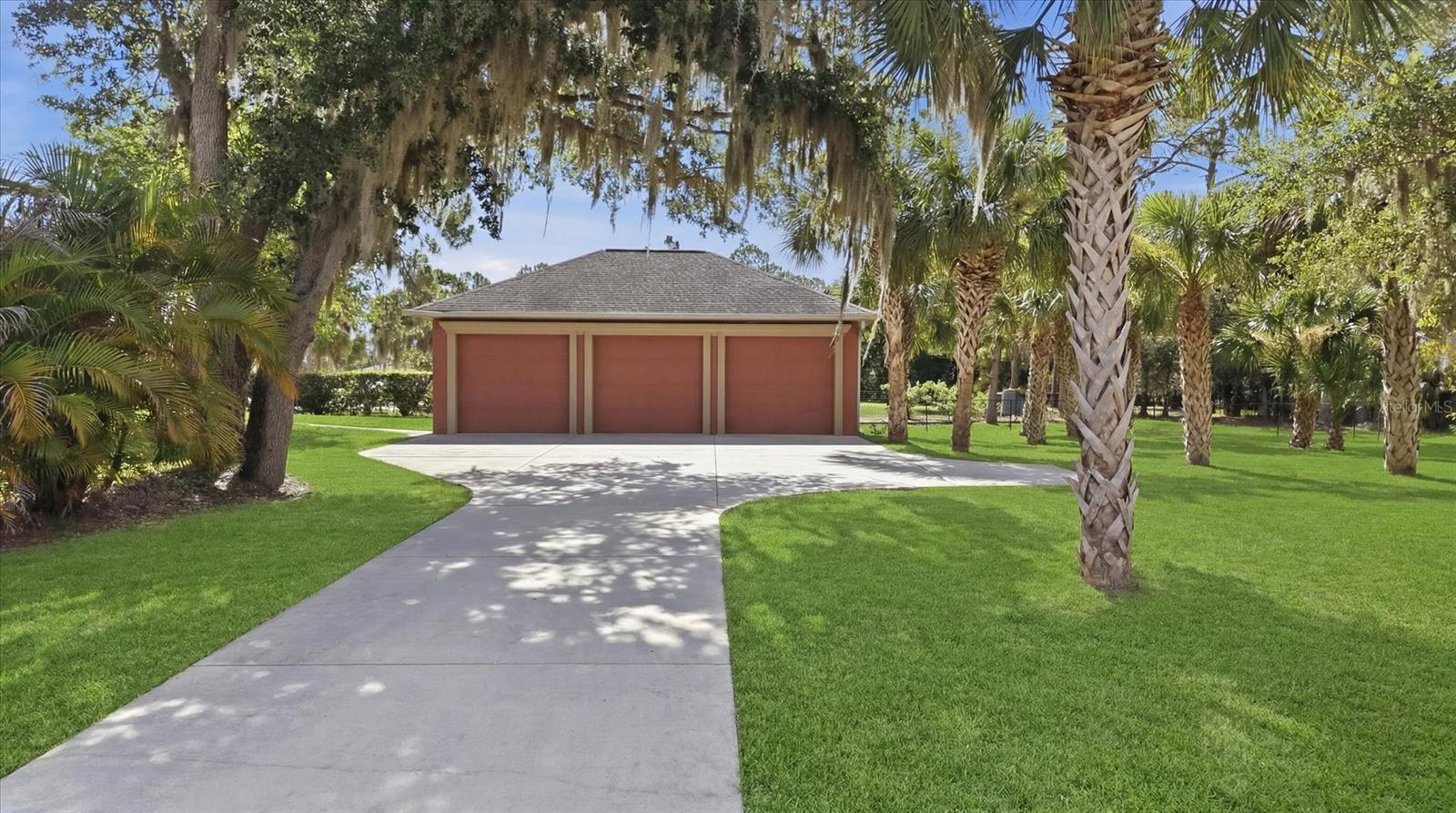 3257 WENONA DR