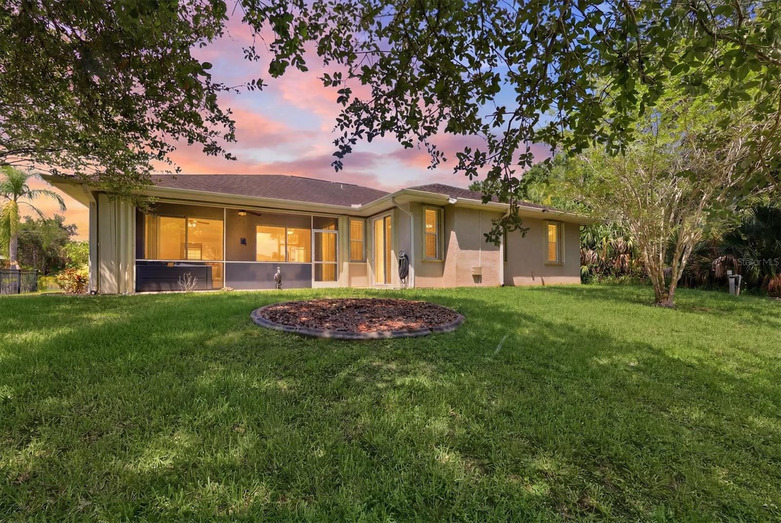 2339 HOMESTEAD CIR