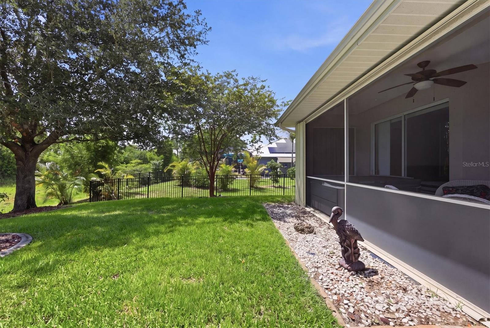 2339 HOMESTEAD CIR