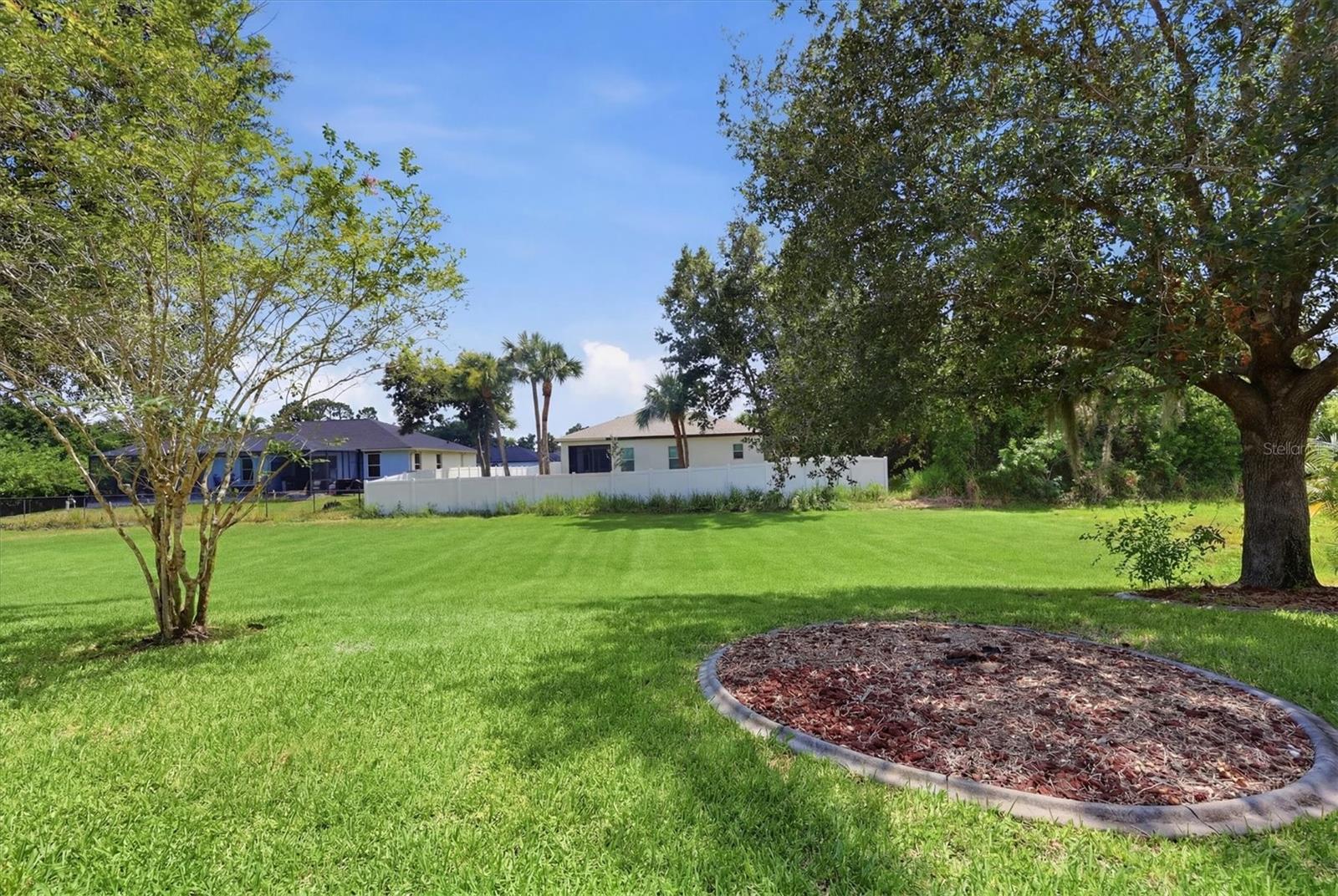 2339 HOMESTEAD CIR