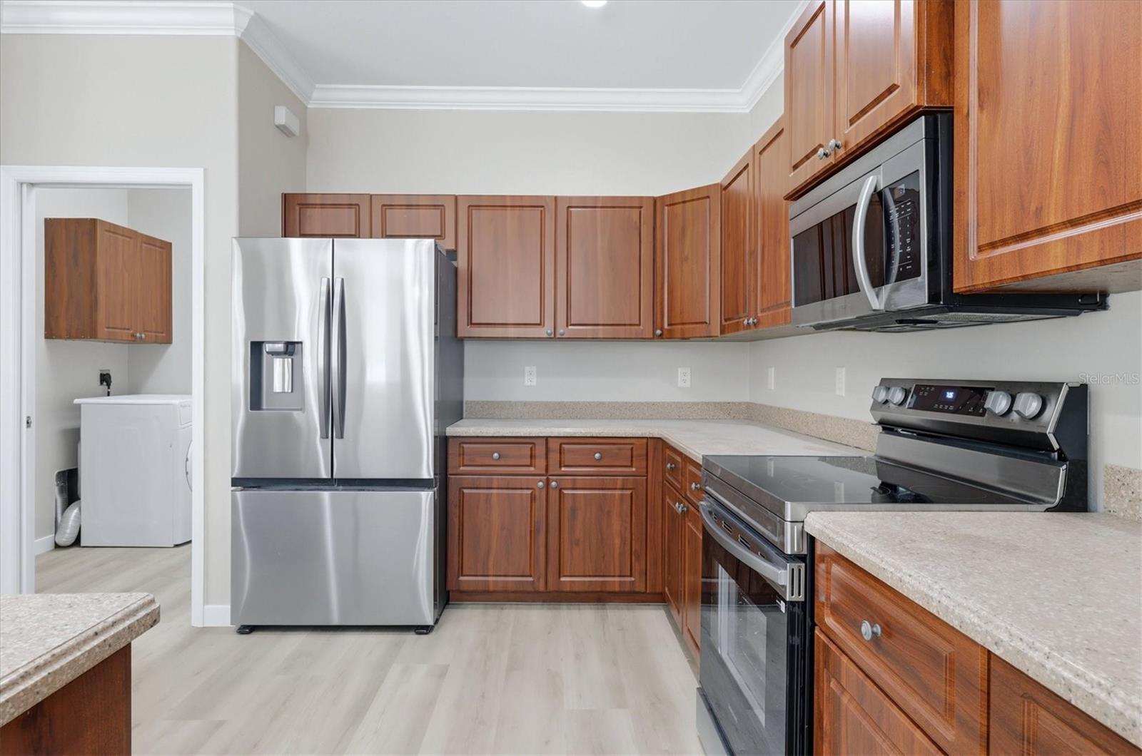 2339 HOMESTEAD CIR