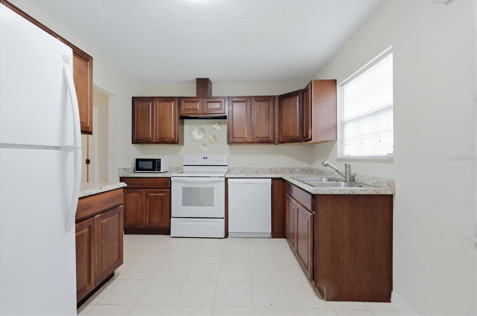 3750 ABA LN